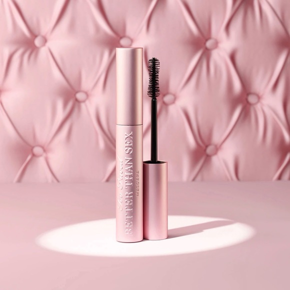 Too Faced Better Than Sex Volumizing Mascara - Picture 1 of 7